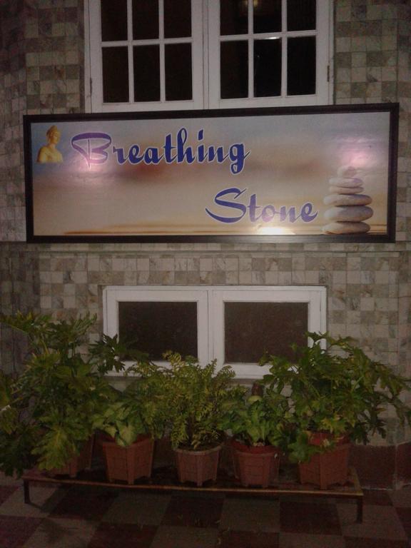 Breathing Stone Hotel Kalimpong Buitenkant foto